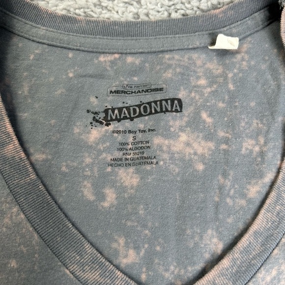 Madonna Shirt Womens Small Vneck American Singer Music Icon Party Concert Night - Picture 3 of 4